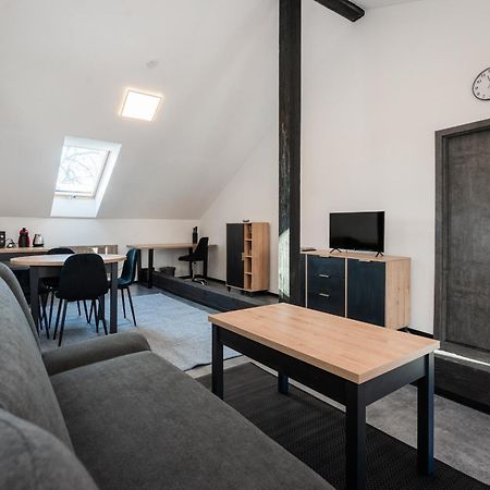 Apartmany Modrany Prag Exterior foto